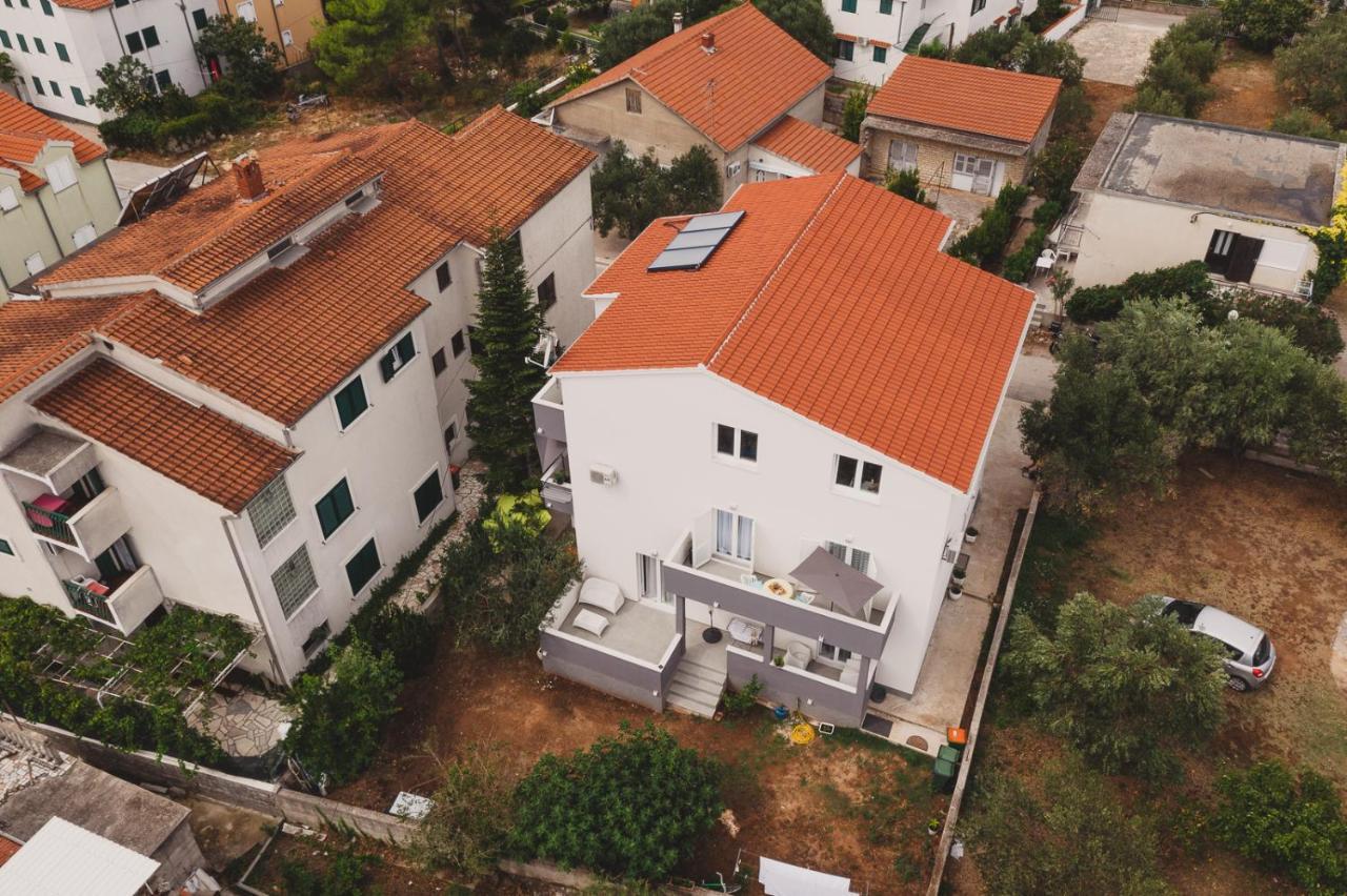Apartmani Sanja Vodice Exterior foto