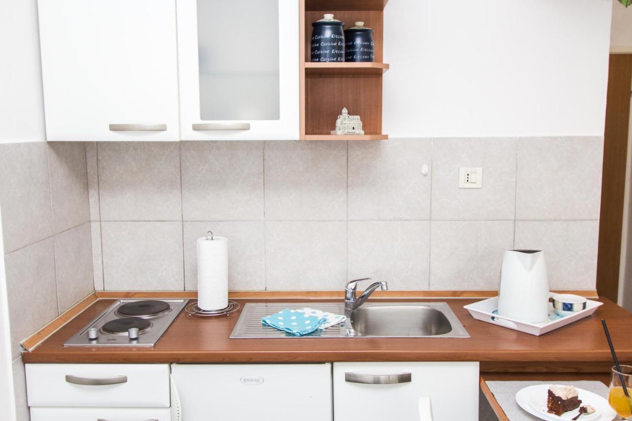 Apartmani Sanja Vodice Exterior foto
